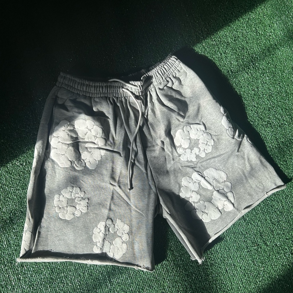 Grey denim tears shorts